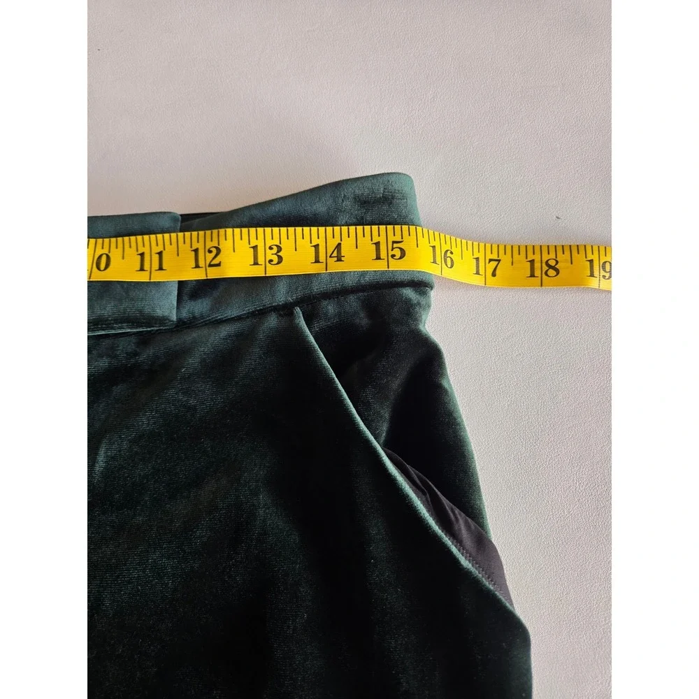 Express Emerald Green Velvet Flare Trouser Pants 10R Holiday Party Glam Retro
